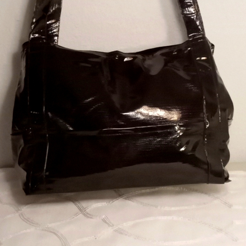 Black Shinny Bag